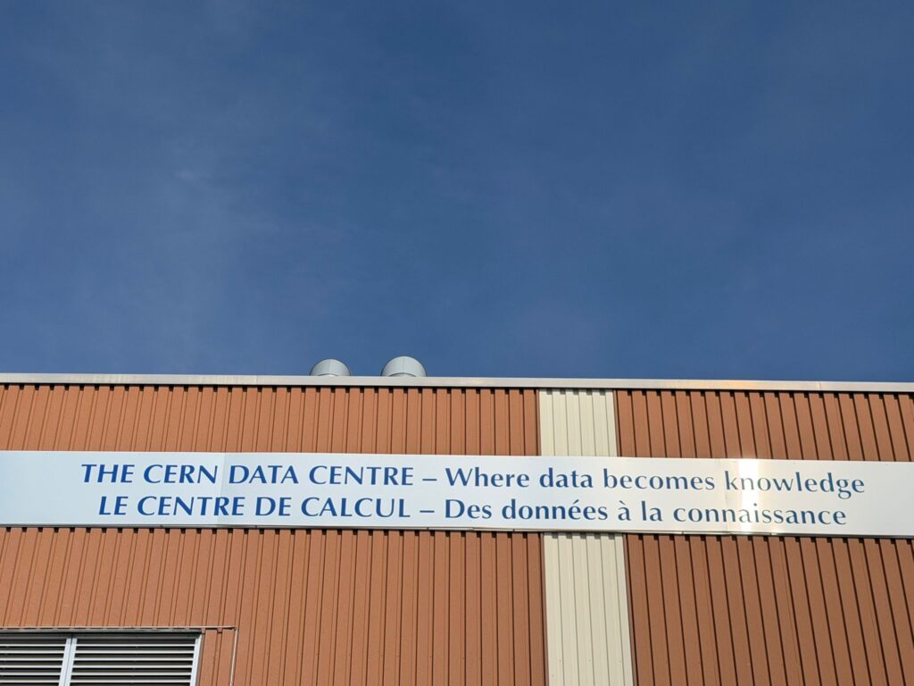 motion_photo_8270534864507481435